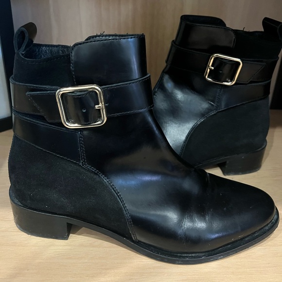 H&M Black Leather/Suede Ankle Boots Block Heel with Gold Accent Buckle - Picture 5 of 9